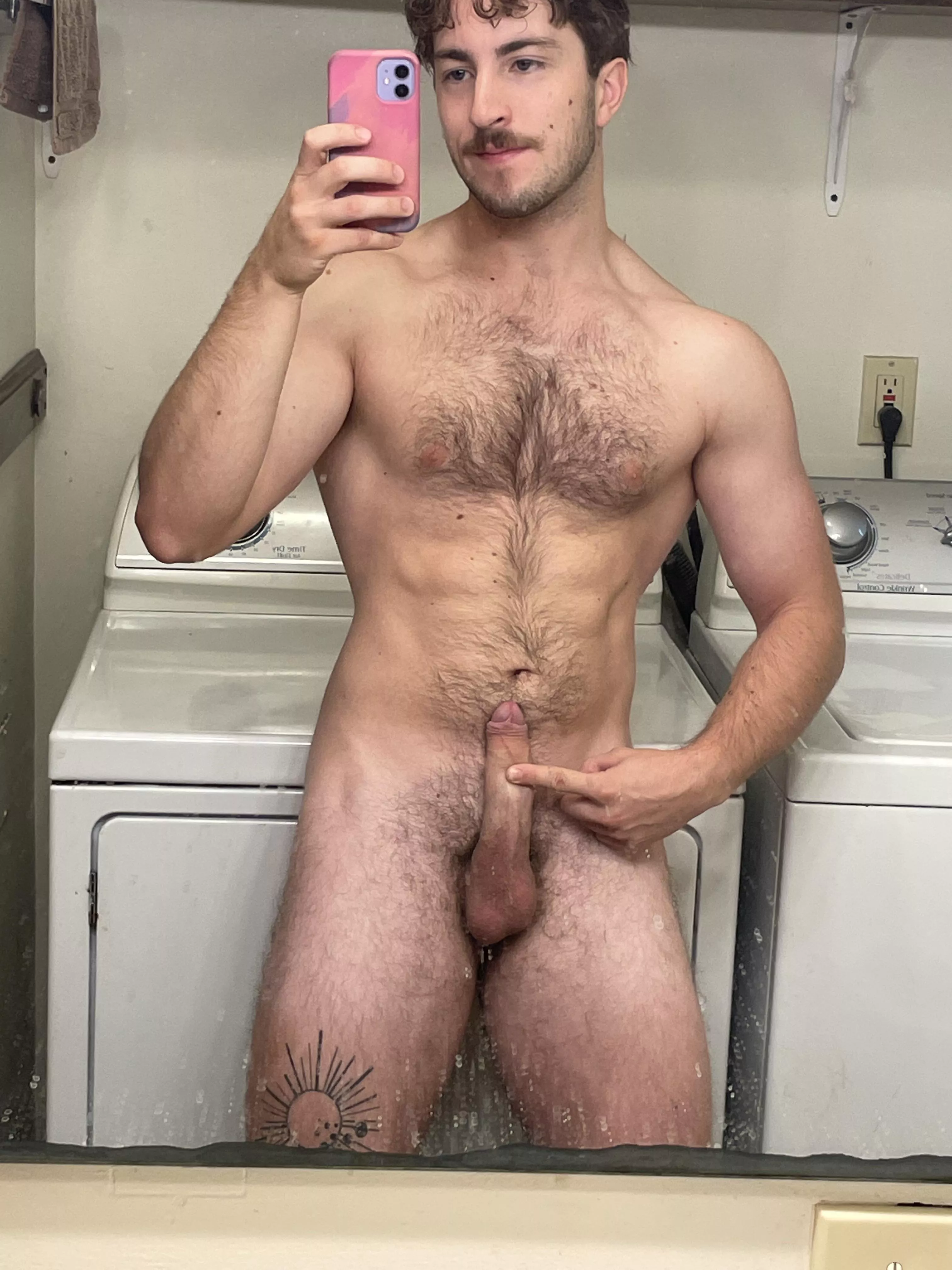 DM if youre a beautiful colored girl who wants to be bred by bwc :)