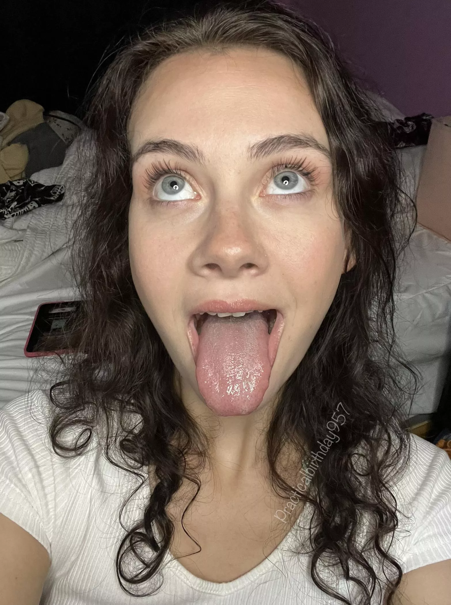 Pov on my knees for u. My fav way to be ;)