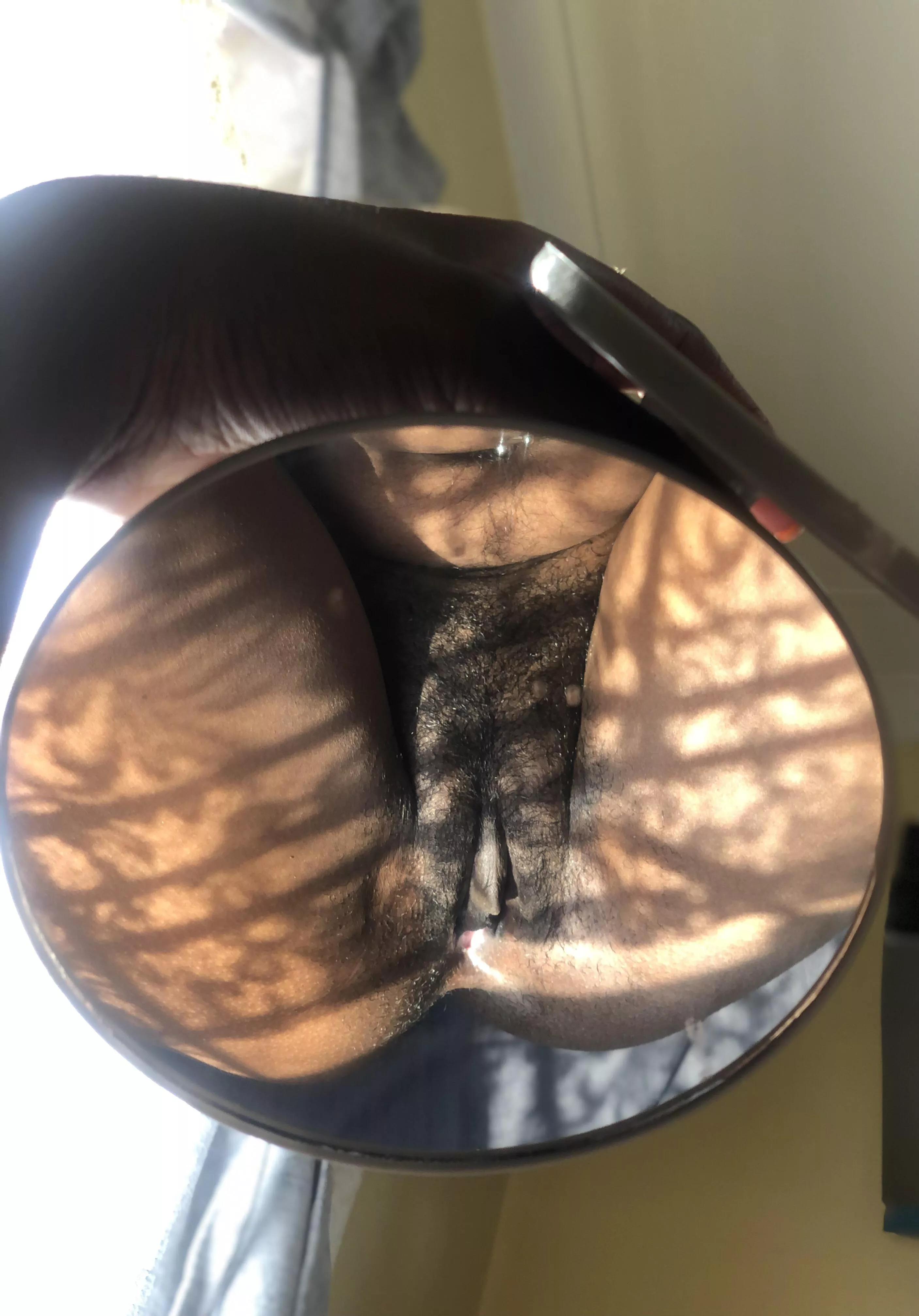 Sunkissed mirror view 💕