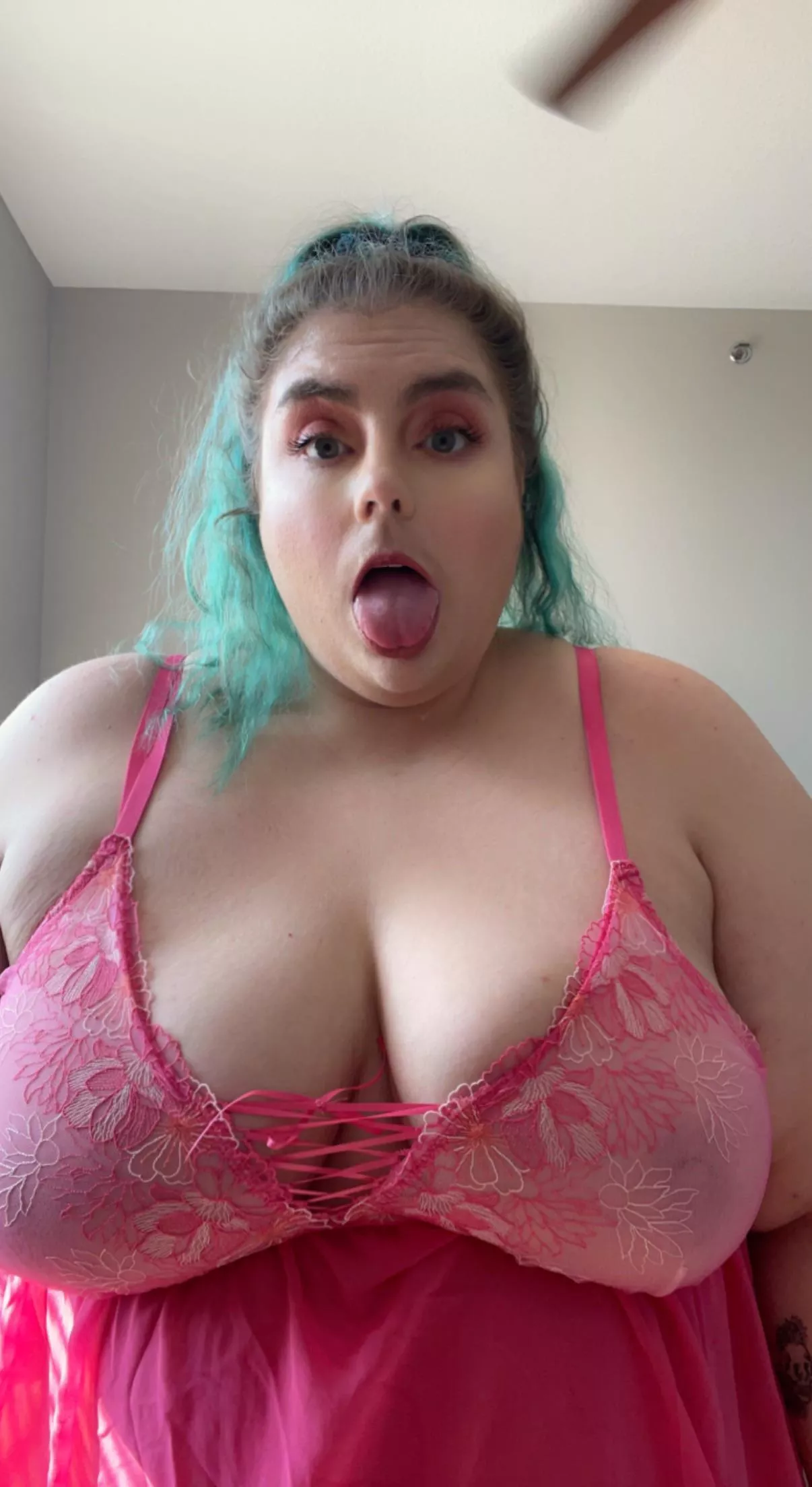 A guy just stopped talking to me bc I told him I also like girls. How do we feel about WLW?