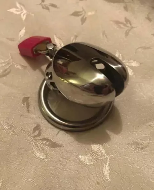 I want to lock up someone new 💗