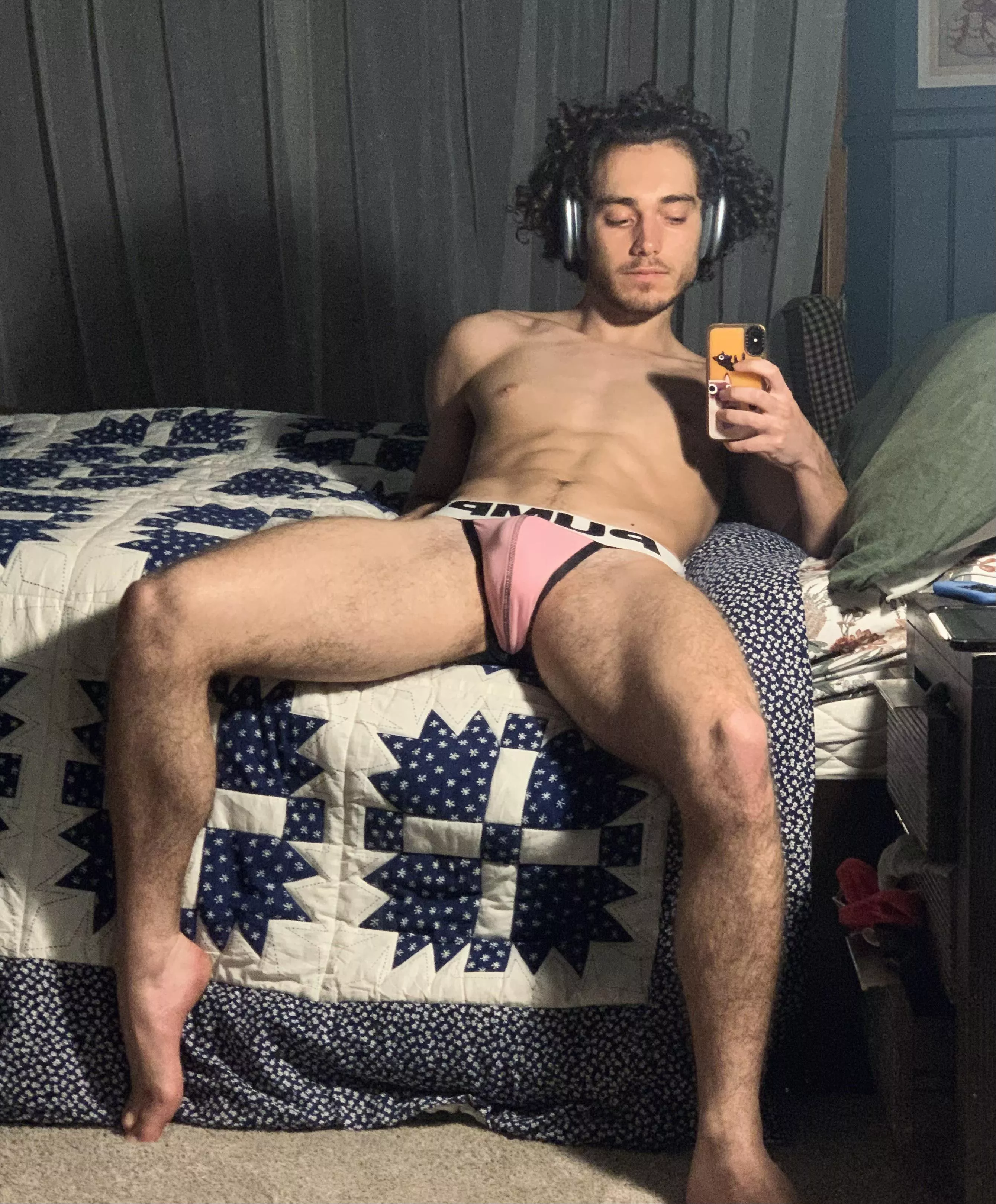 Message me what you’d do to me 😈