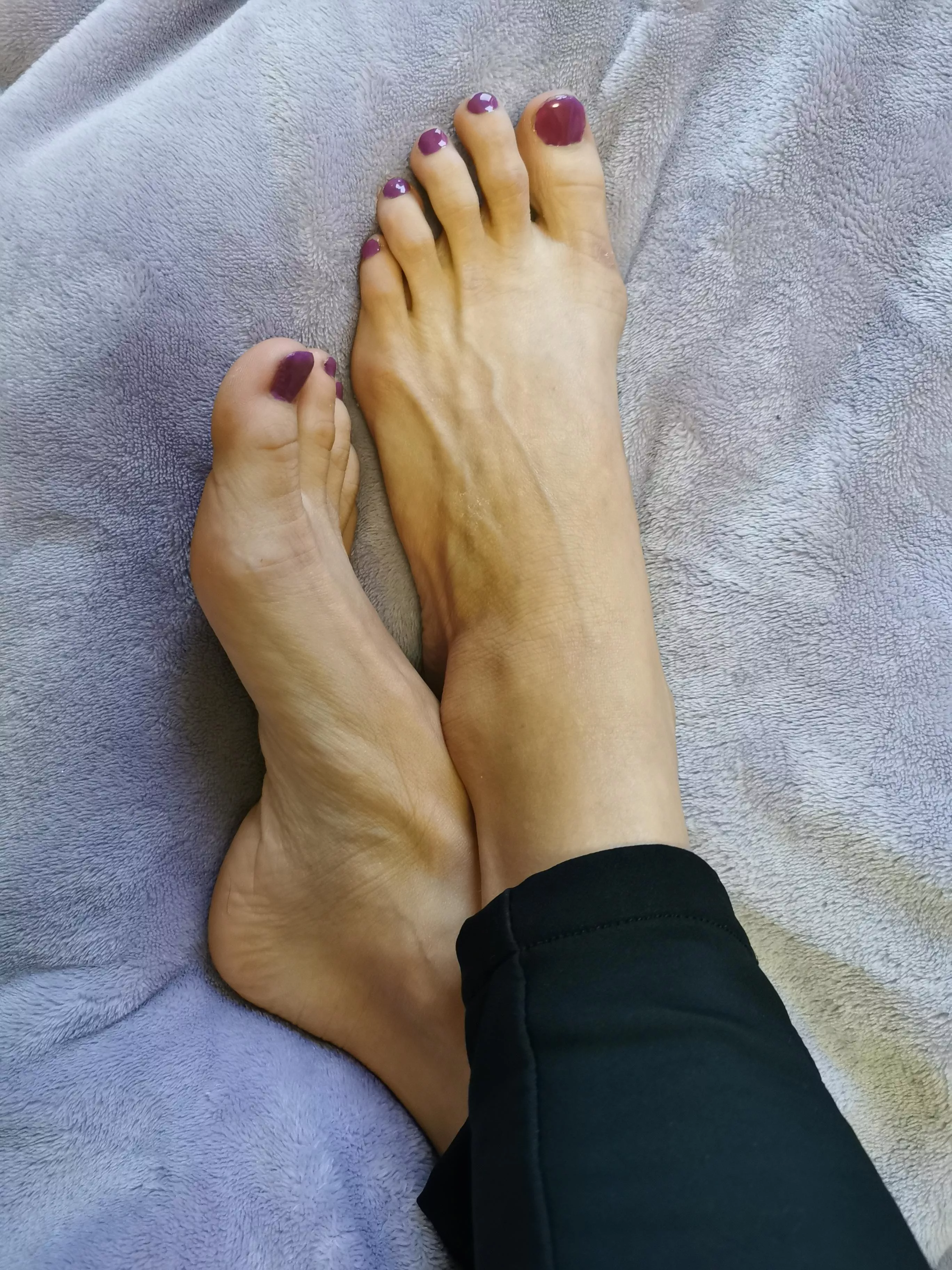 would you suck my toes and make me wet?