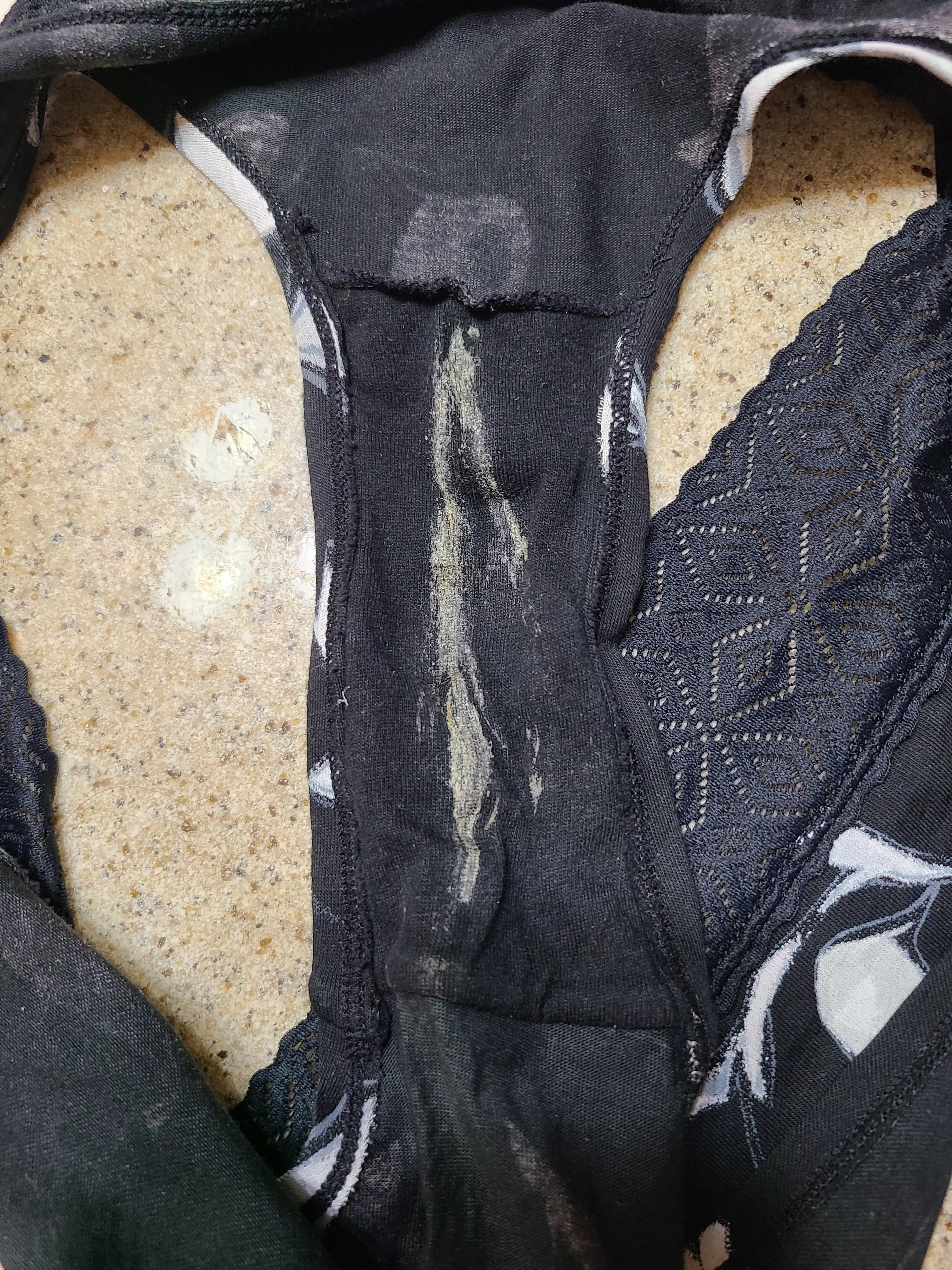 You like my 🐱 print :)