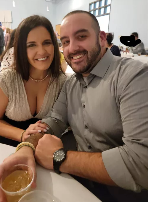 [34/41] [MF4F] Just outside of New Orleans…what cake wants to come fuck my husband while I masturbate👀😈