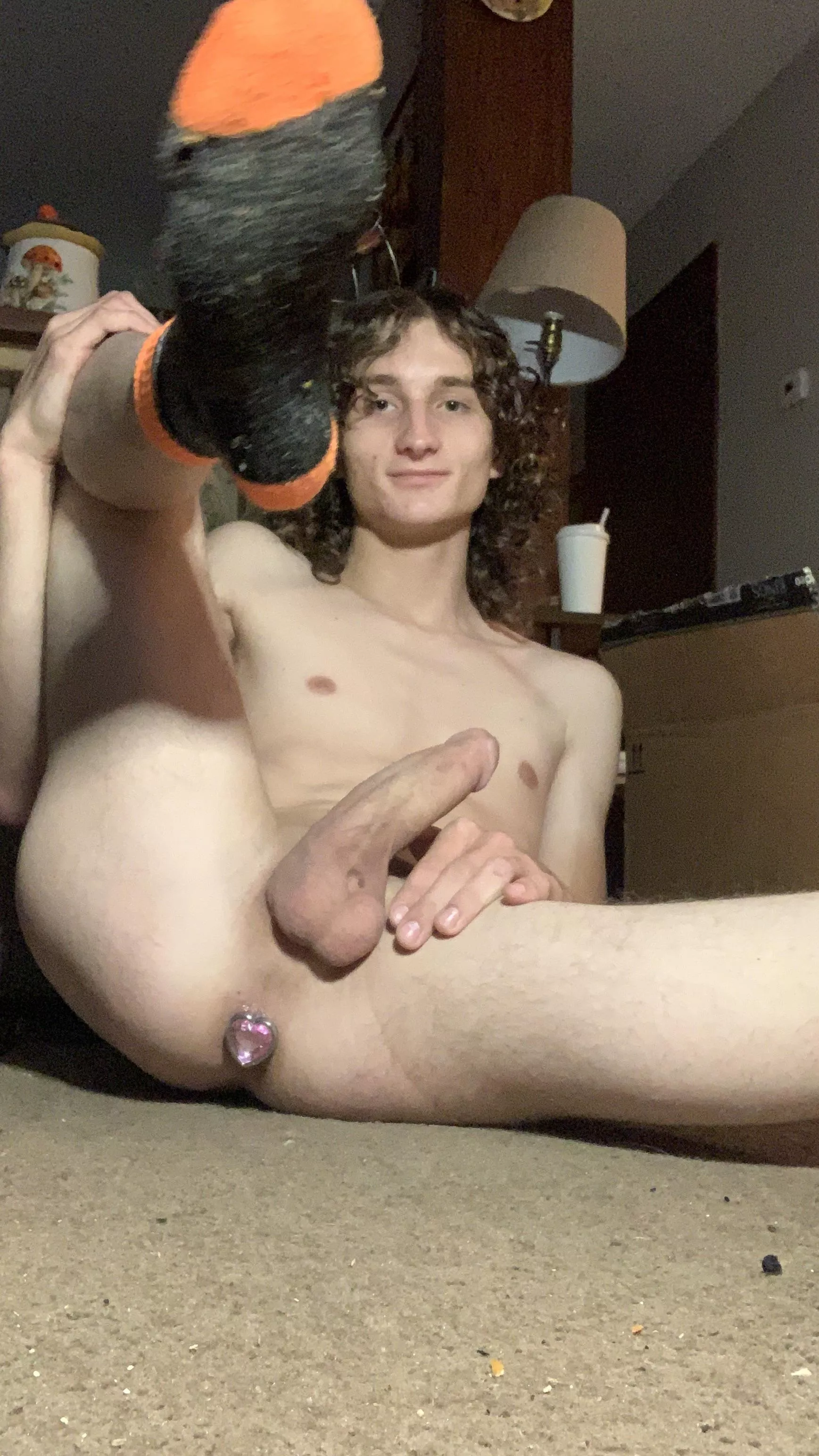 Can you stretch my 19yr old ass?this plug just isn’t doing it for me