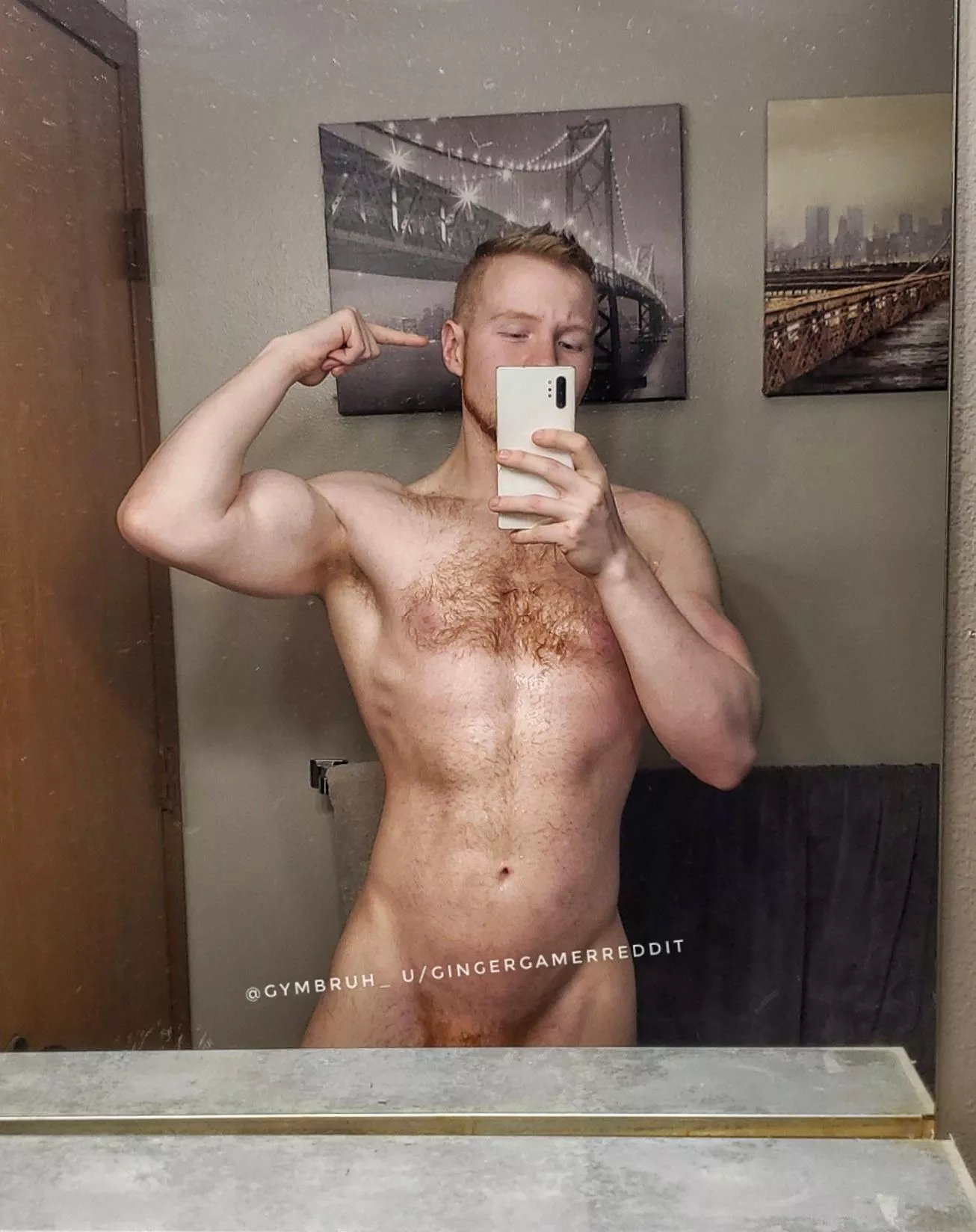 Goodmoring everyone! Anyone wanna get back in bed with me? We can game naked together 🙈