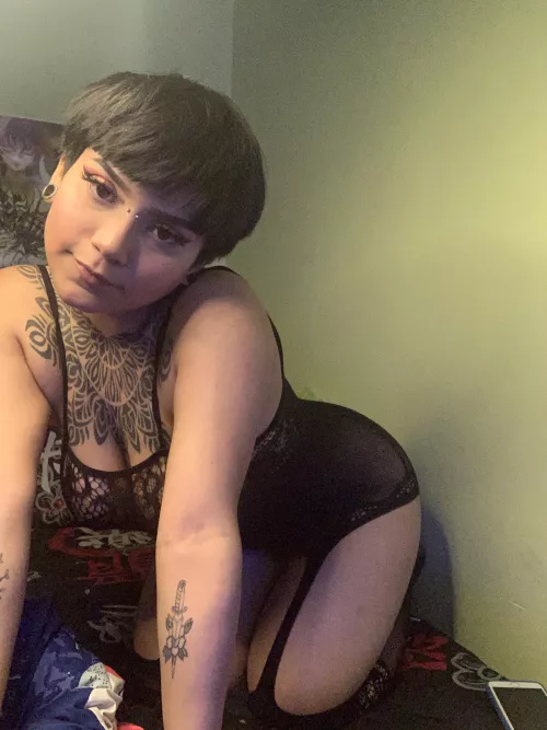 Hey there! i’m selling content F21, add me if you interested ~snap: jessicalovers1 💦