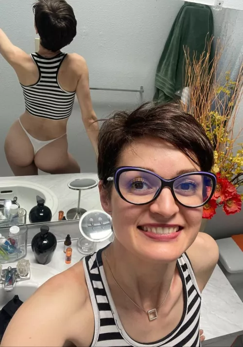 How do you like my glasses?