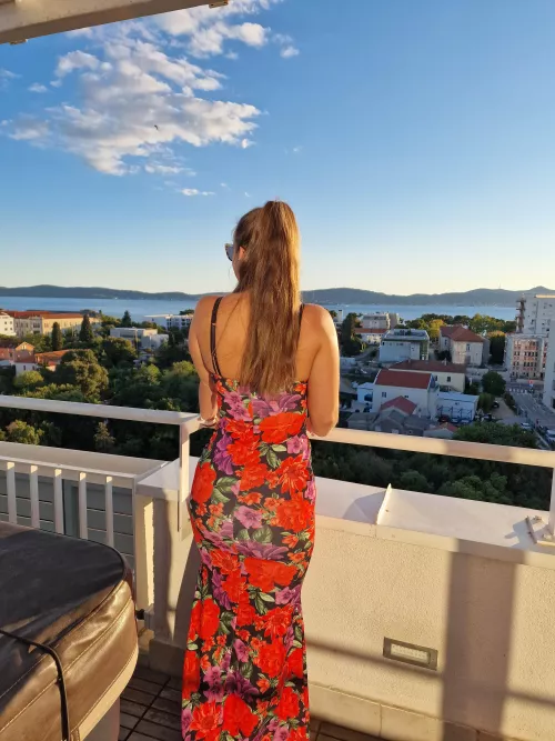 I love a good Penthouse with a view, how about you? (f30)