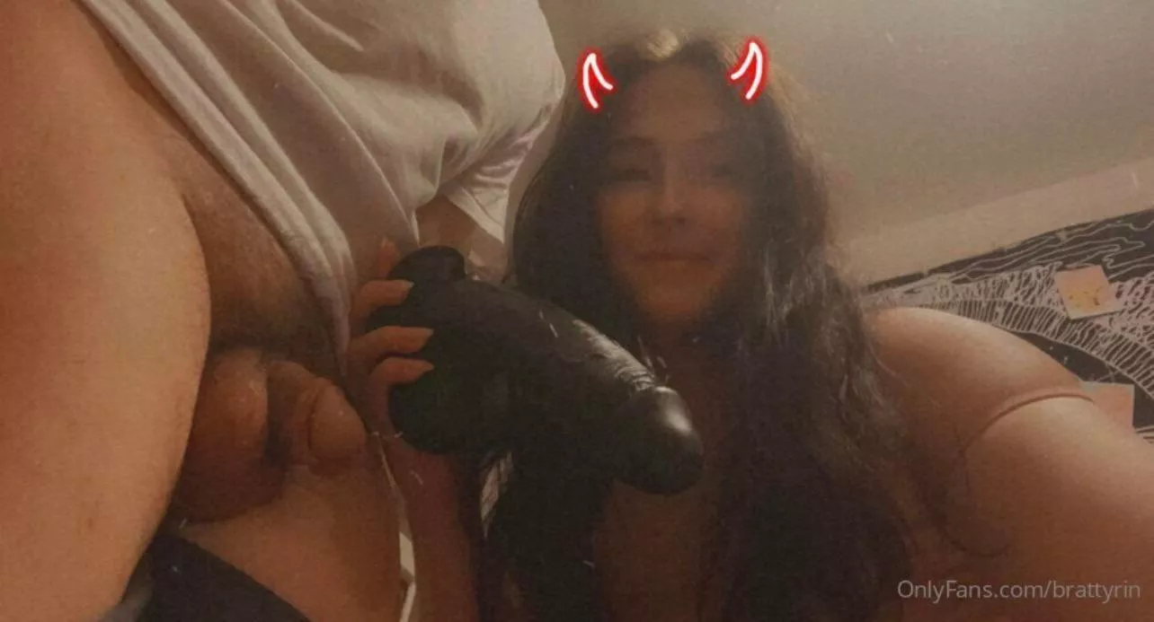 I think you all know which one feels better 😭