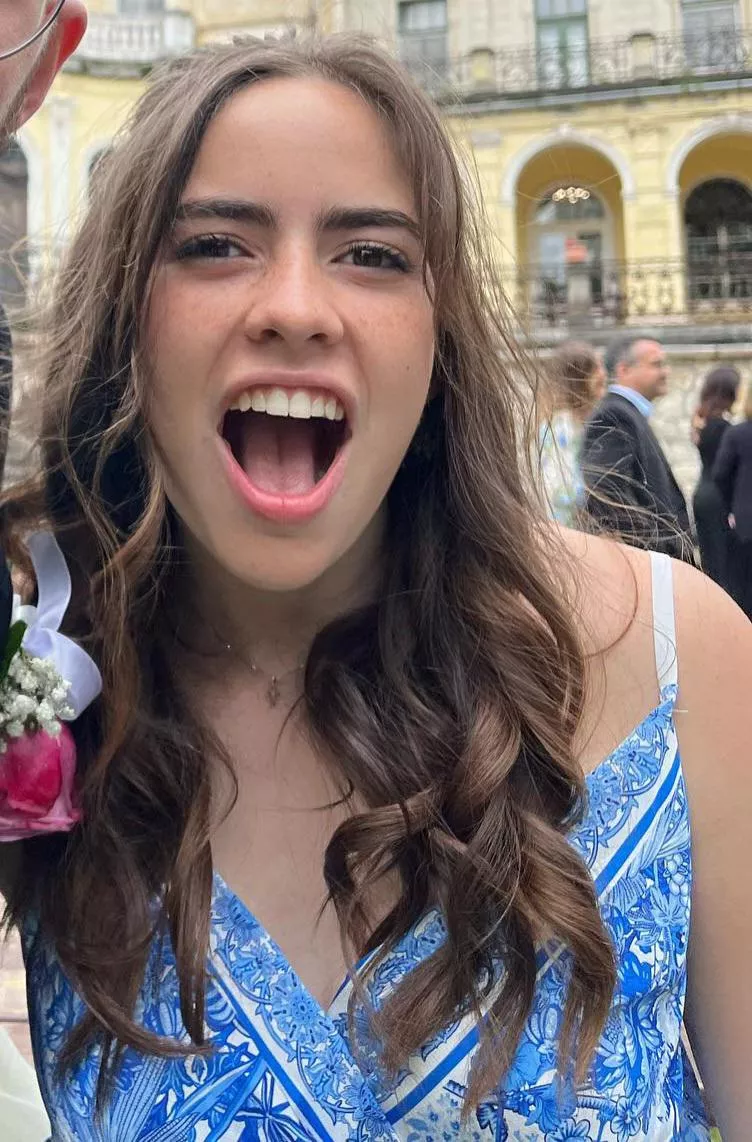 looking for someone to trib aly. dm for more info