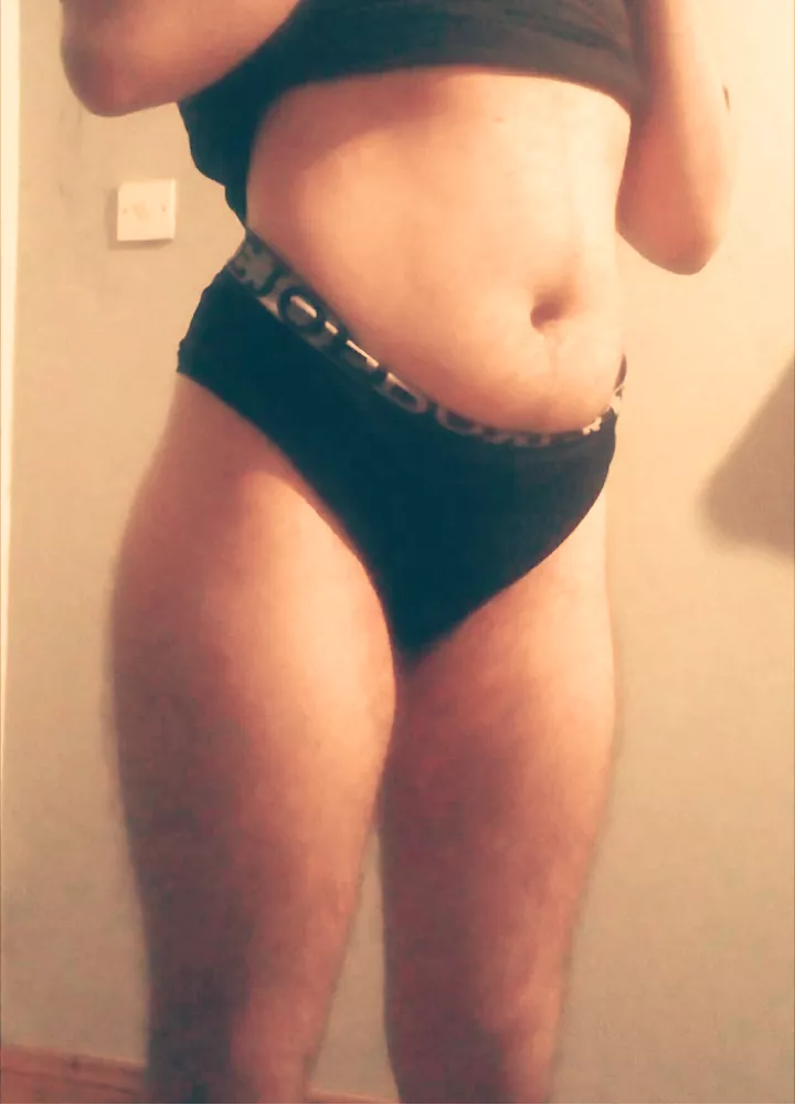 My hips are practically handles for you to bend this boi over with! 😍