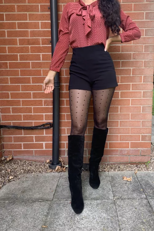 Office trouble: after working remotely for a few weeks I have gone back to the office today! Looking forward to cause a stir!😆❤️