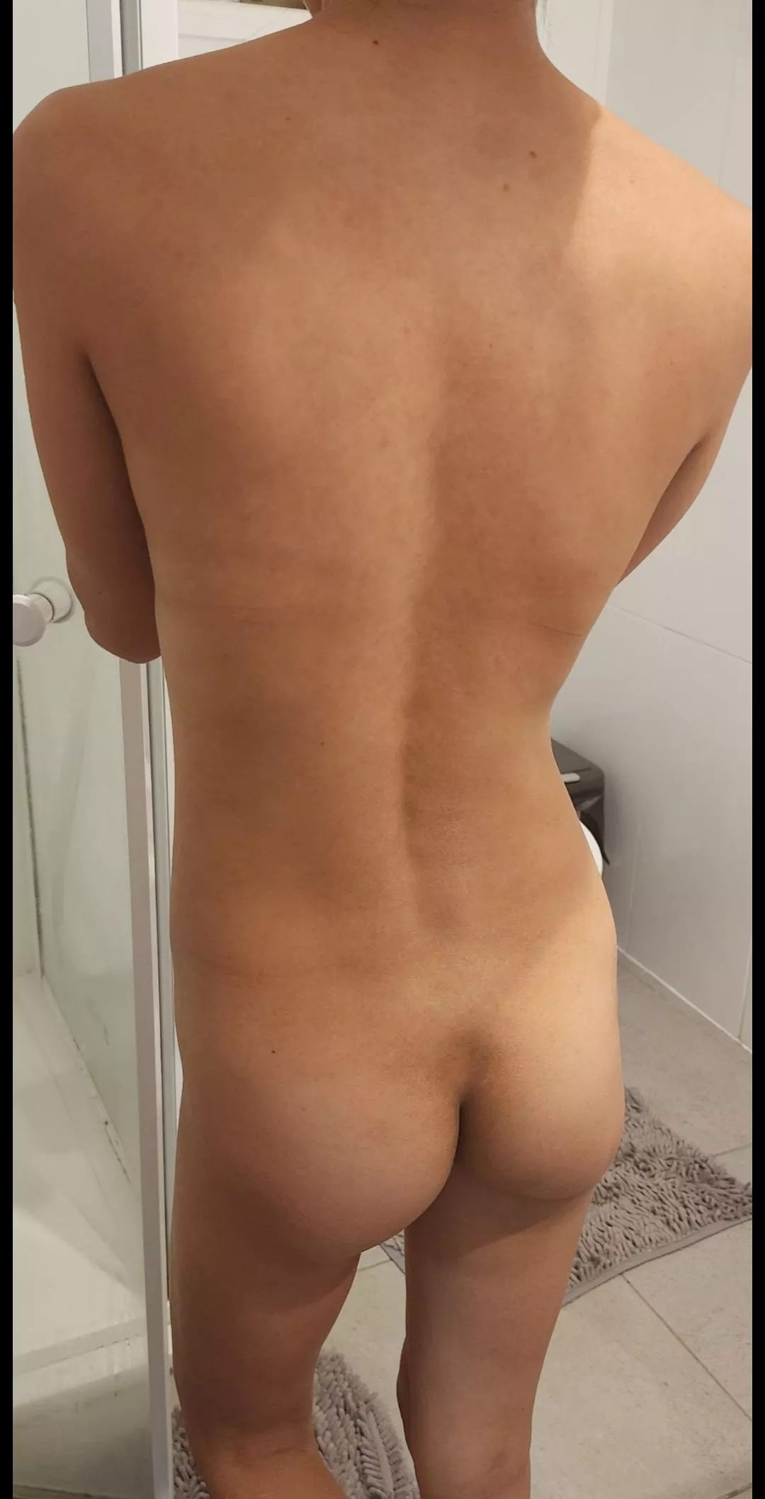 Time for a shower!!!! [F][29][Asian]