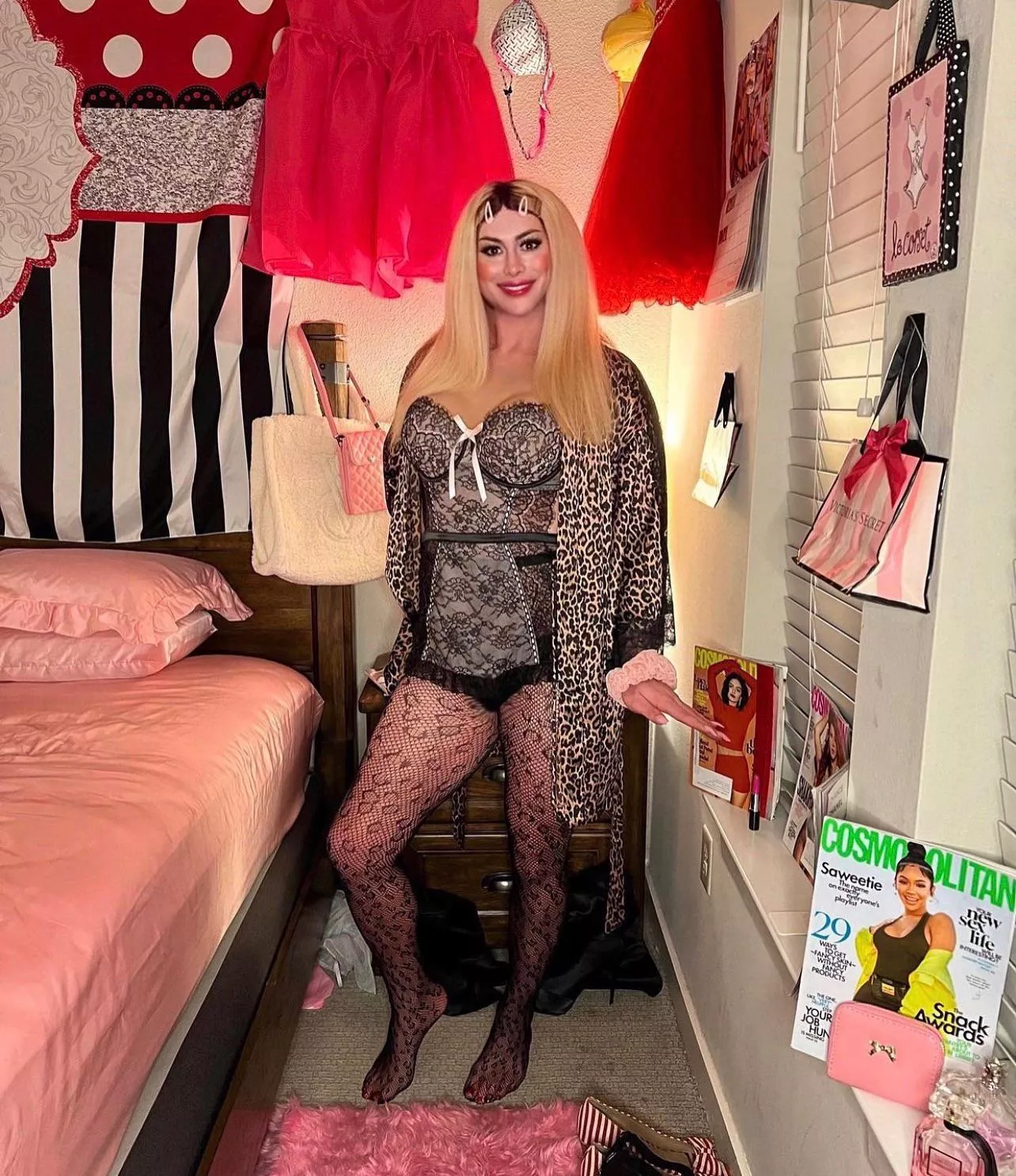 When daddy says he likes sissy girls in animal print hehe!!! 😉🐆 missed all my Reddit daddies!!! 💖💖