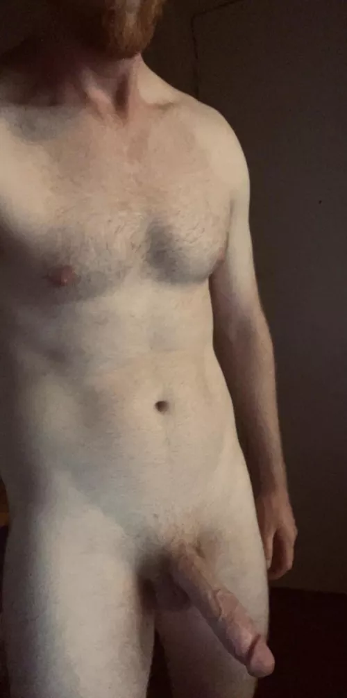 6’4 Ginger hasn’t cum in a week. Who’s ready for a massive load?