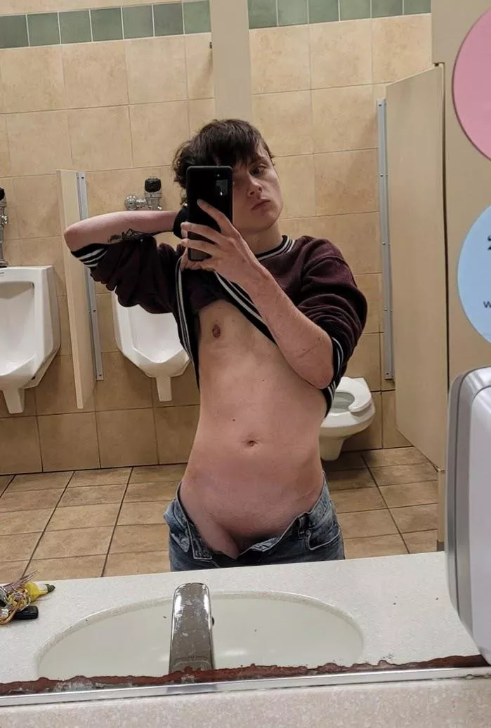 come fuck me in the bathroom, I promise we won't get caught