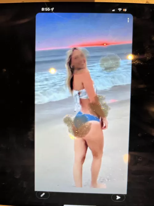 Dm me a pic of any girl(no limits) and I’ll tribute her