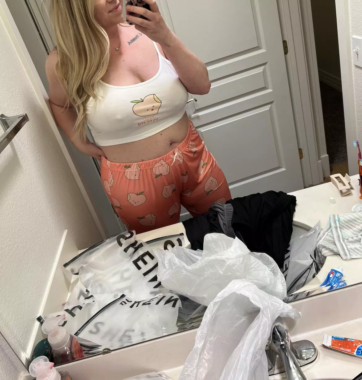 Due to all the fake fucks, no longer trading without verification. DM me if you’d like to verify and trade.