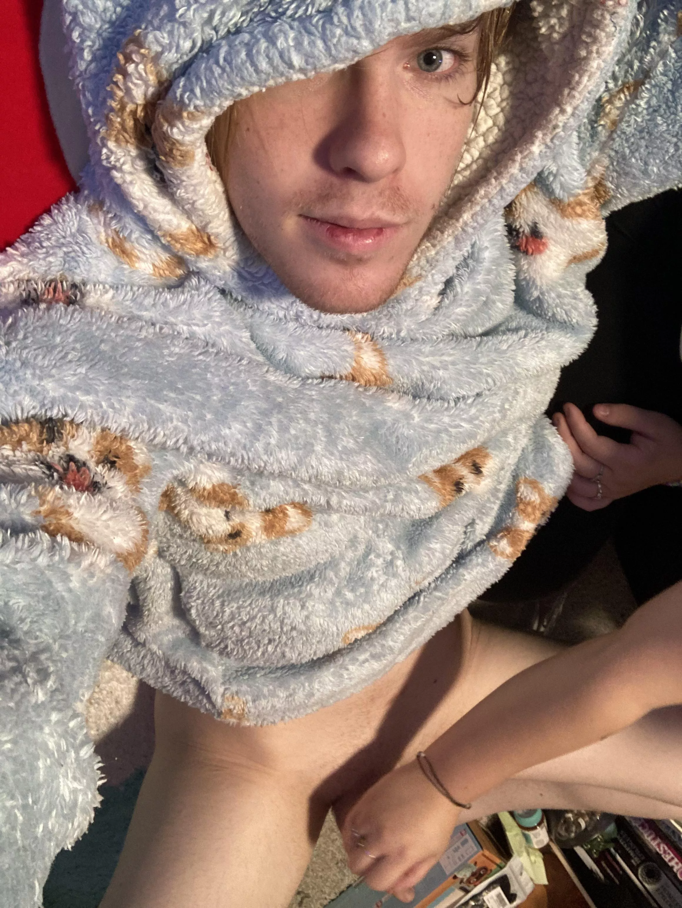 Hurricane buddy making me feel safe and warm🥰🥰🥰