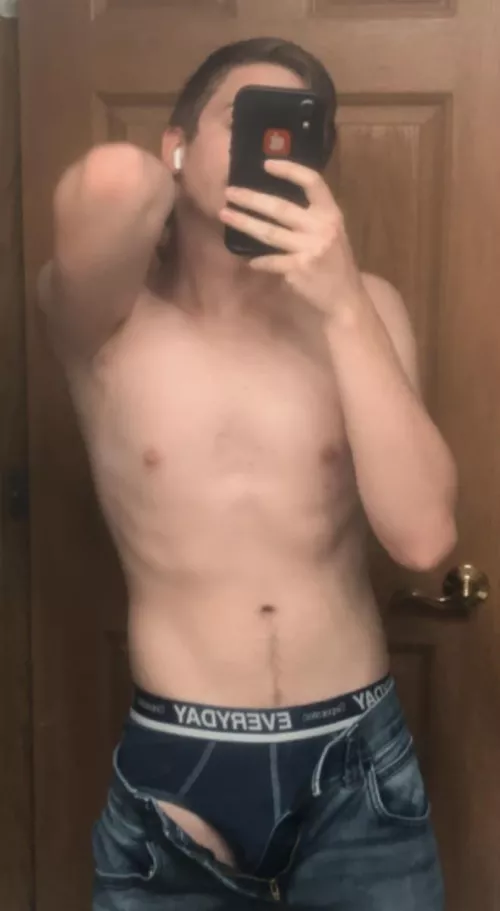 I think I’m a little to overdressed to be posting here🤔🫣