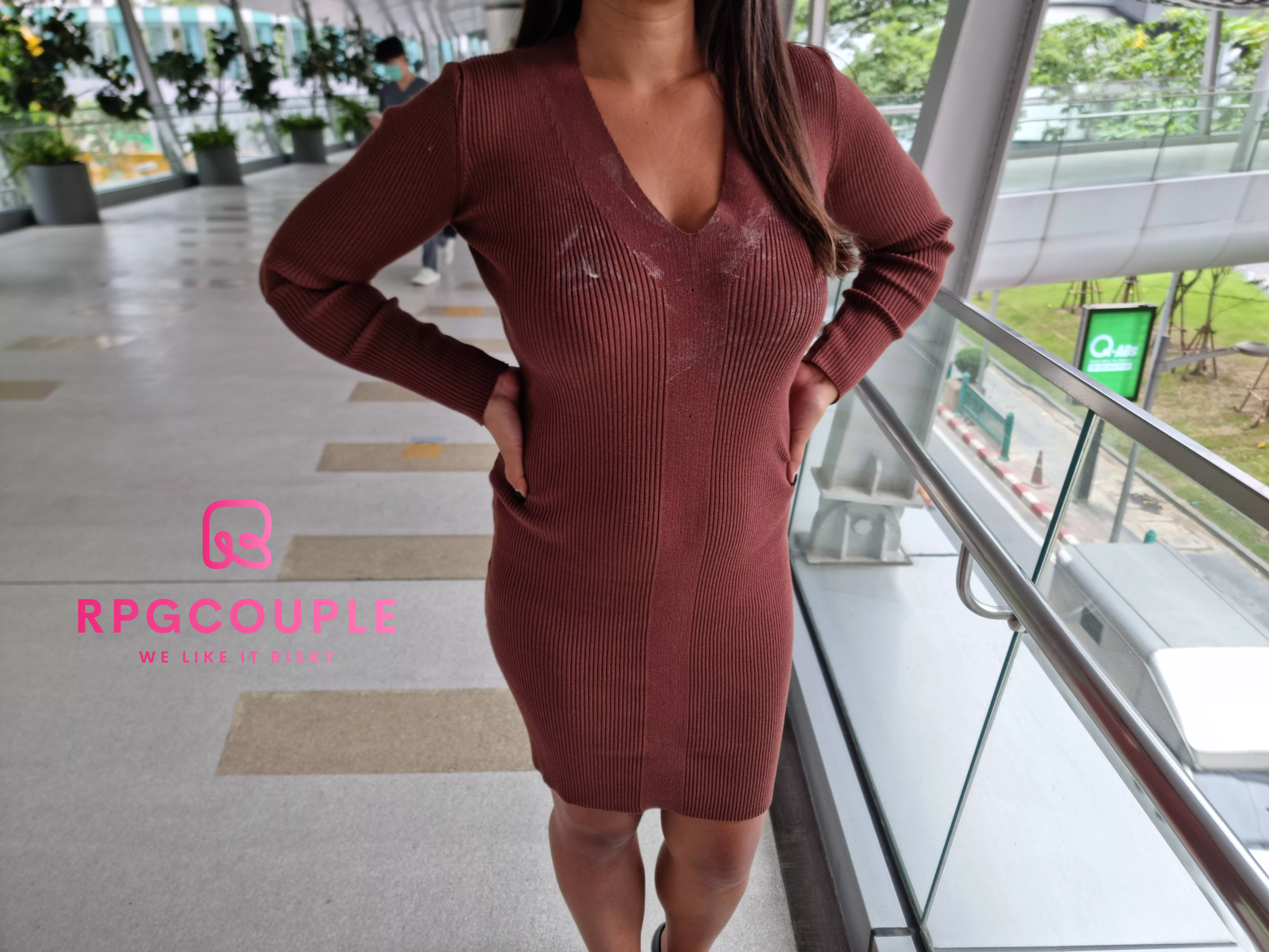 I was wearing my cum dress in a shopping mall [F]