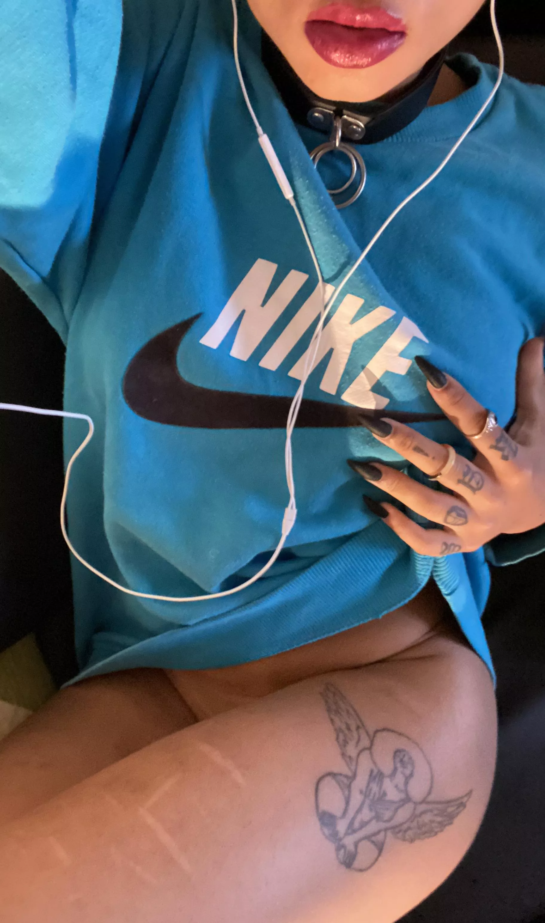 Idk what you’re talking about, I’m fully dressed