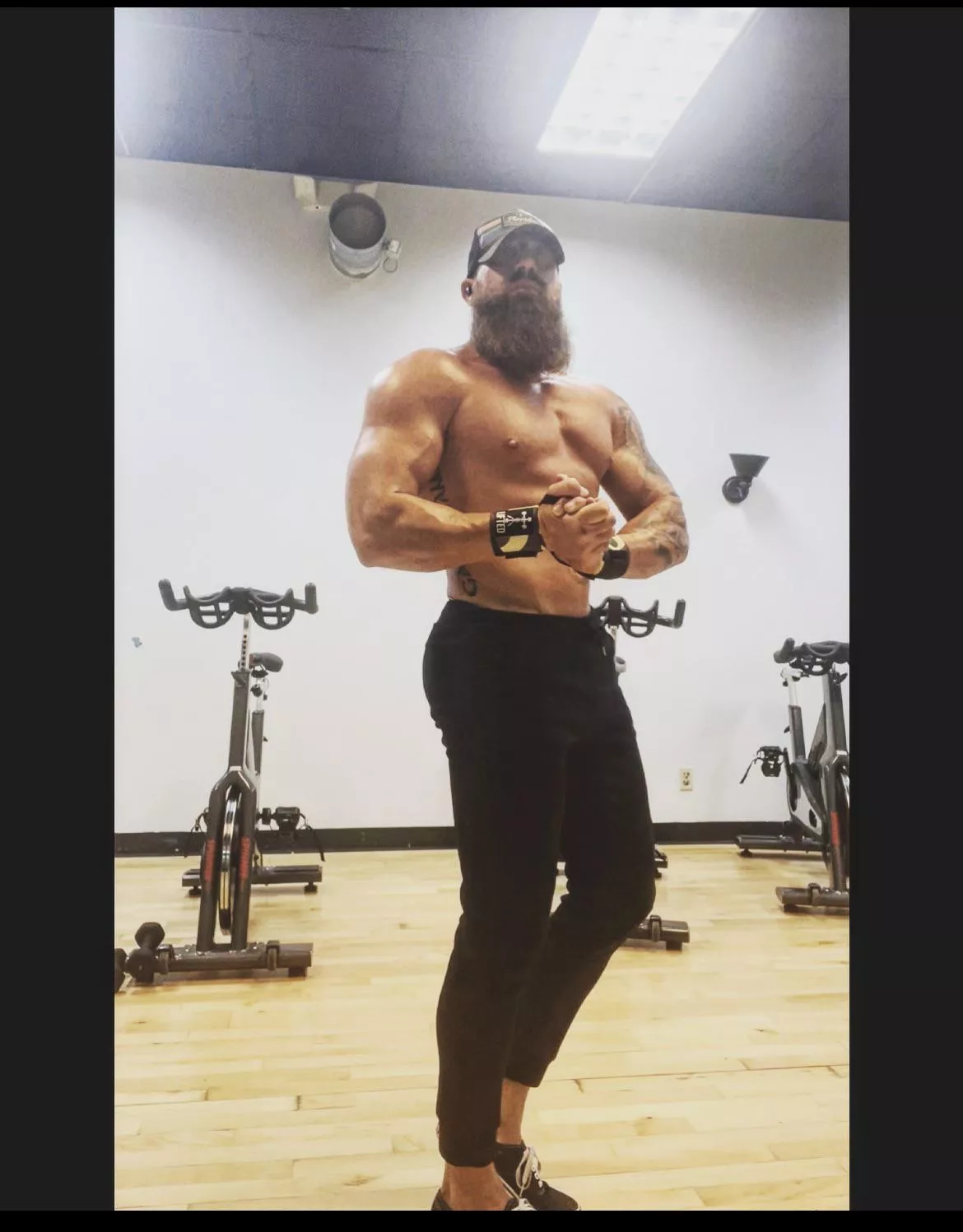 Let this Florida boy rock you like a Hurricane