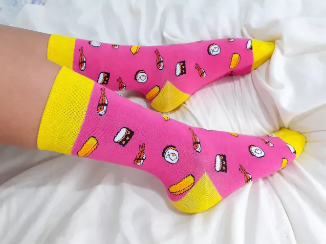 My favorite food in my favorite Socks 🍣