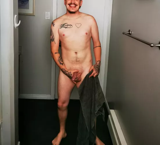 Smile ✔️, Cock ✔️, Tattoos ✔️