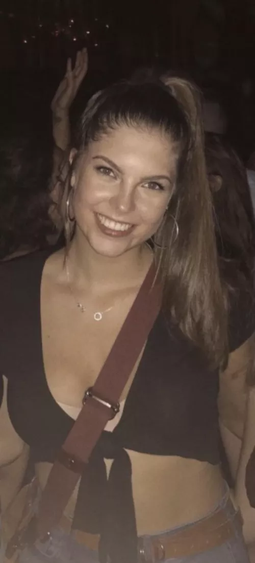 Someone please cum on my girlfriend. Shes yours