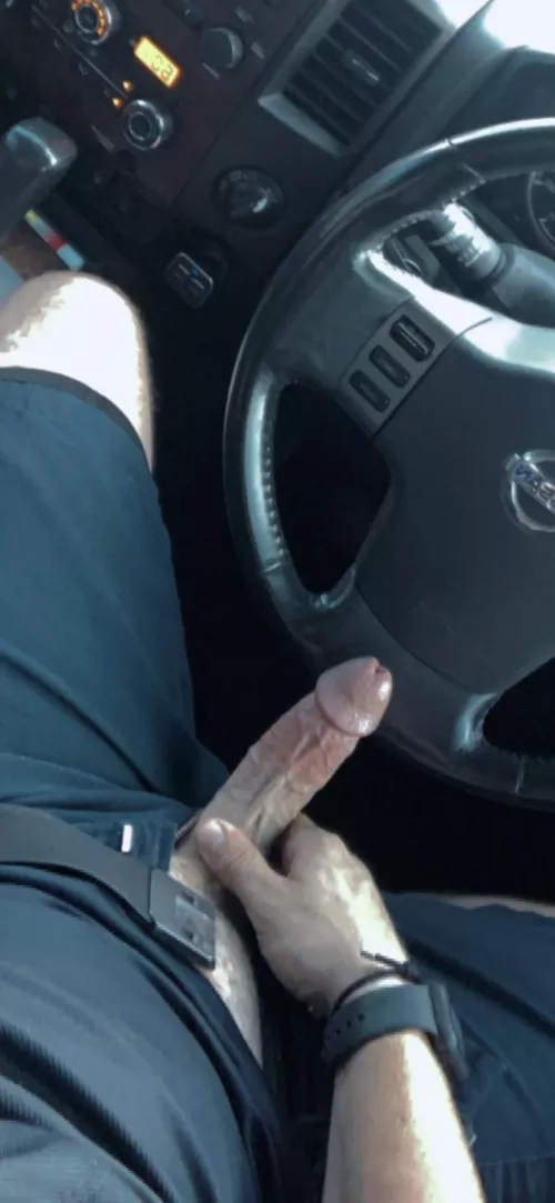 (Straight male) May not be up to size, but I get hella comps on how nice it looks. What do y’all think?