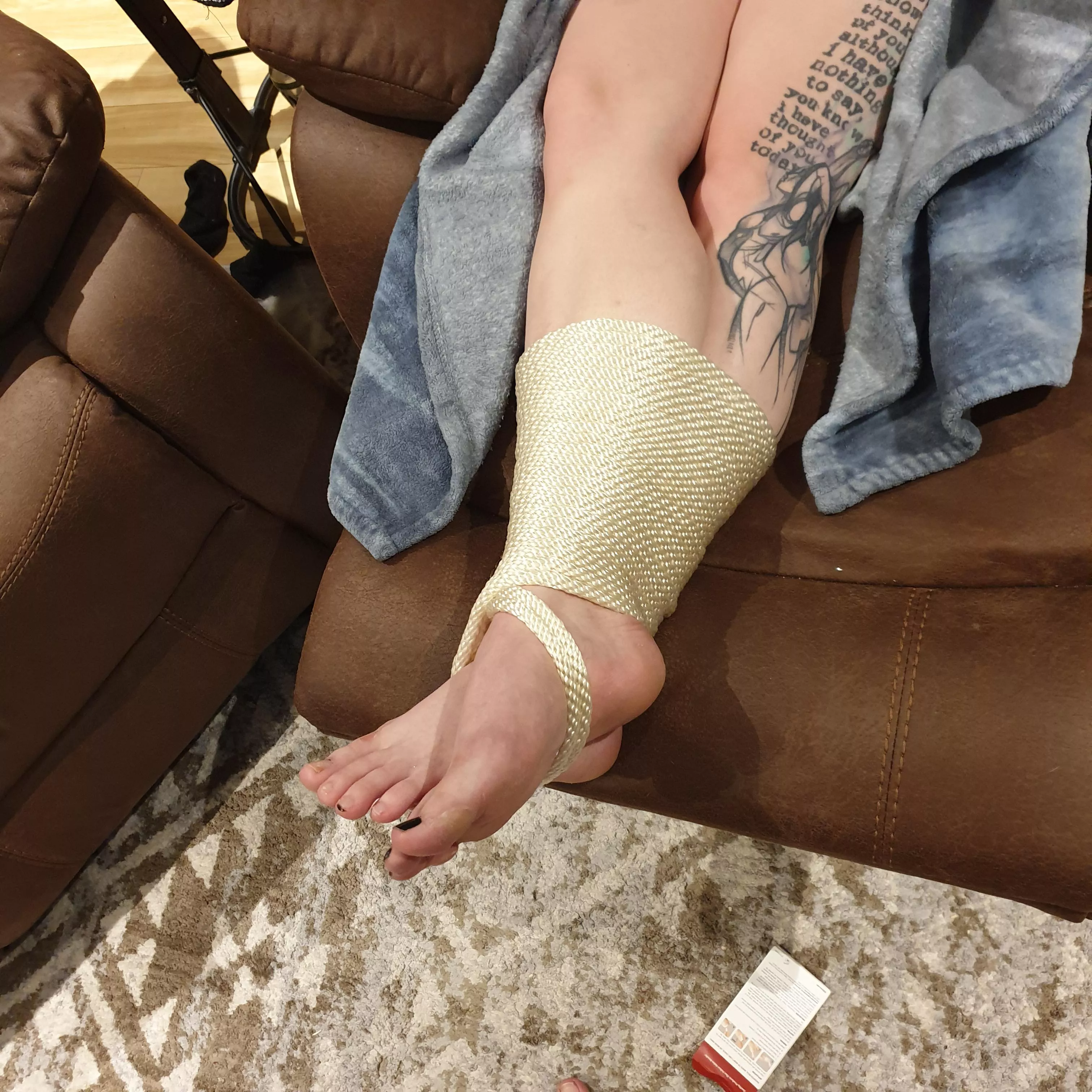 super simple but so pretty, and restrictive