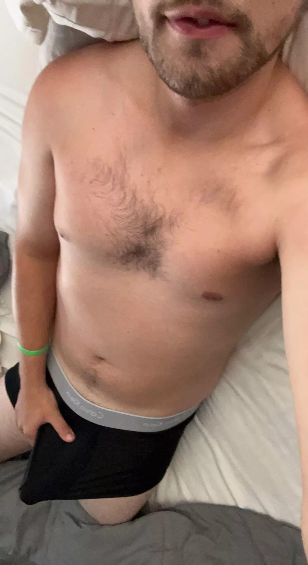 Which would you ride first? 👅 or 🍆?