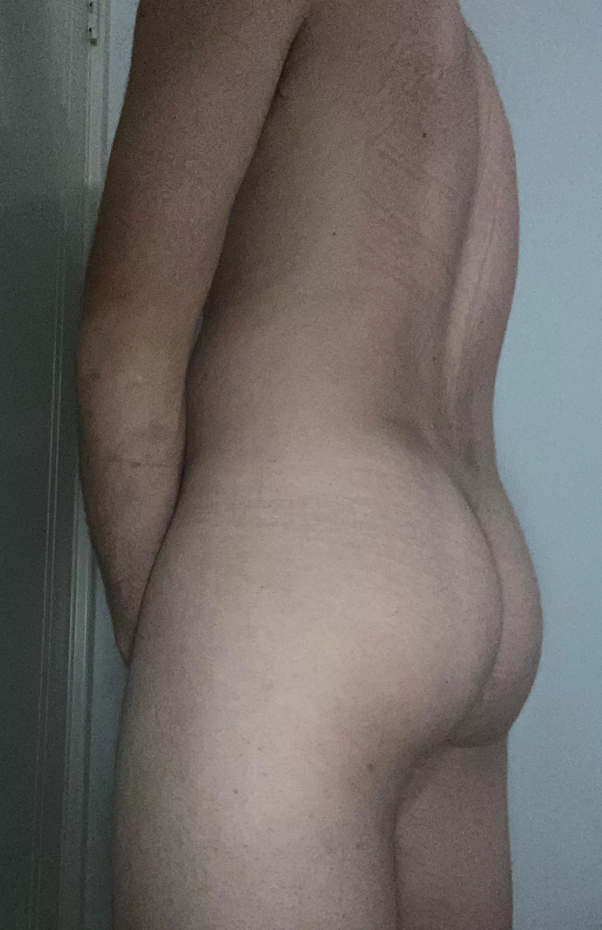 21M play a bit of volleyball so my ass has been getting good 🙌 hope you like