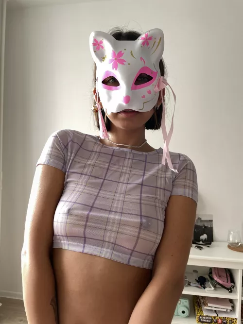 be honest- would you jerk off to my nudes if I send you some?