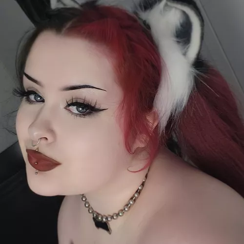 can I be your lil goth puppy 🥰🥺