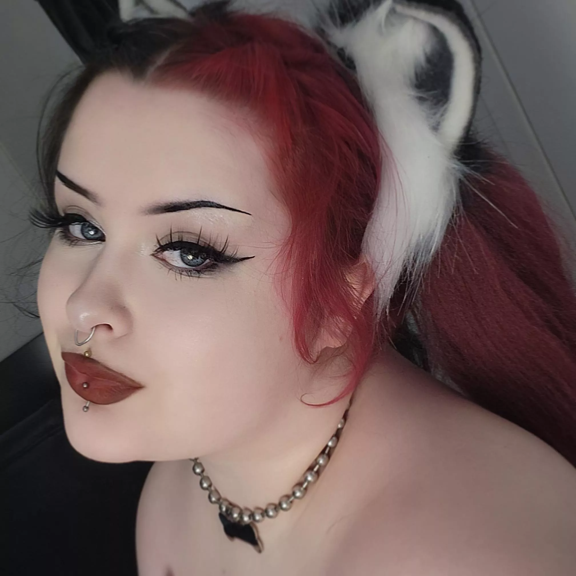 can I be your lil goth puppy 🥰🥺