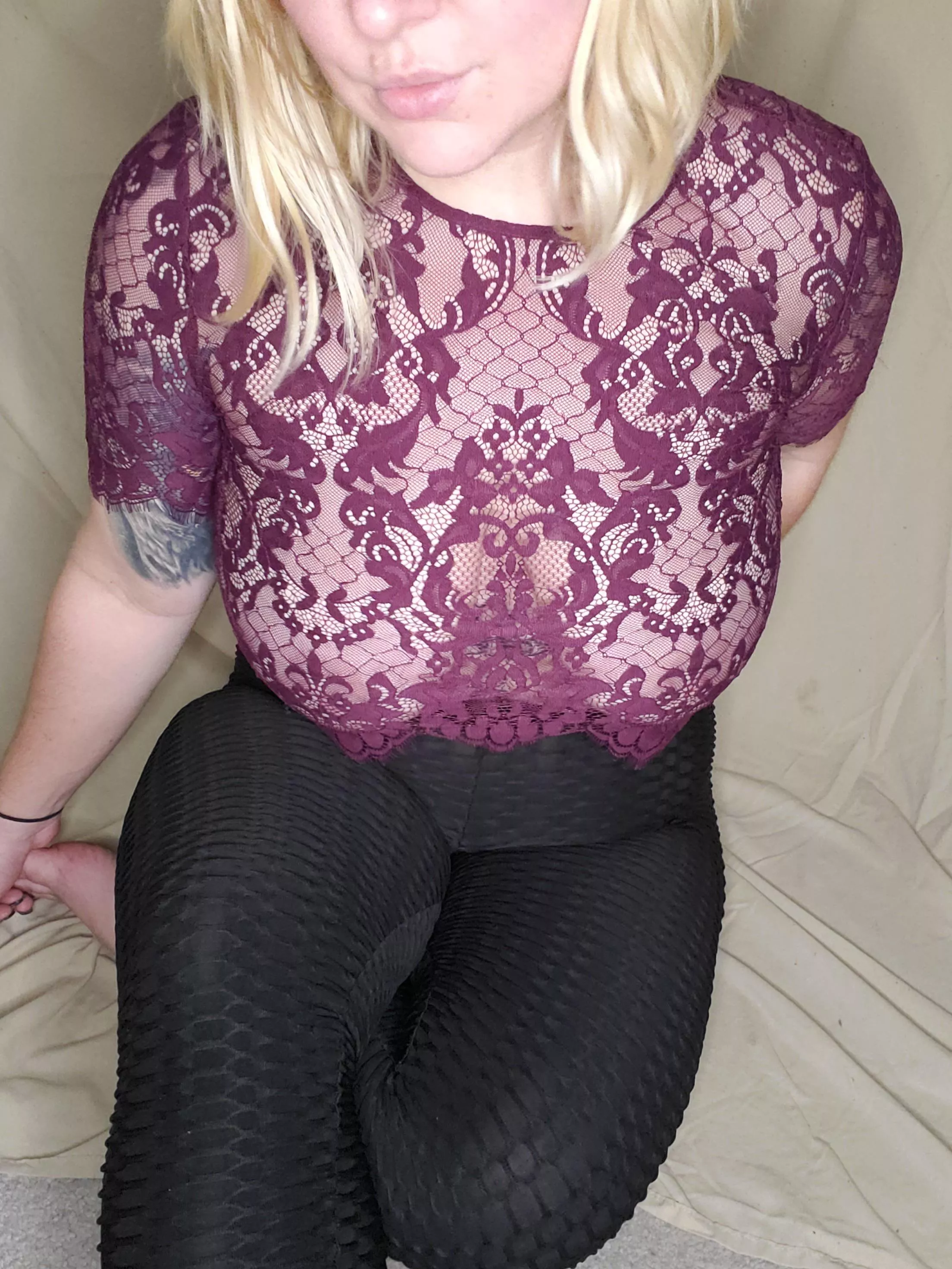 Horny young blonde that loves to show off!🔥🔥 Webcam shows , nudies , dirty chats and more inside!🥰🥰🥰 Cum say hi?💖💖💖