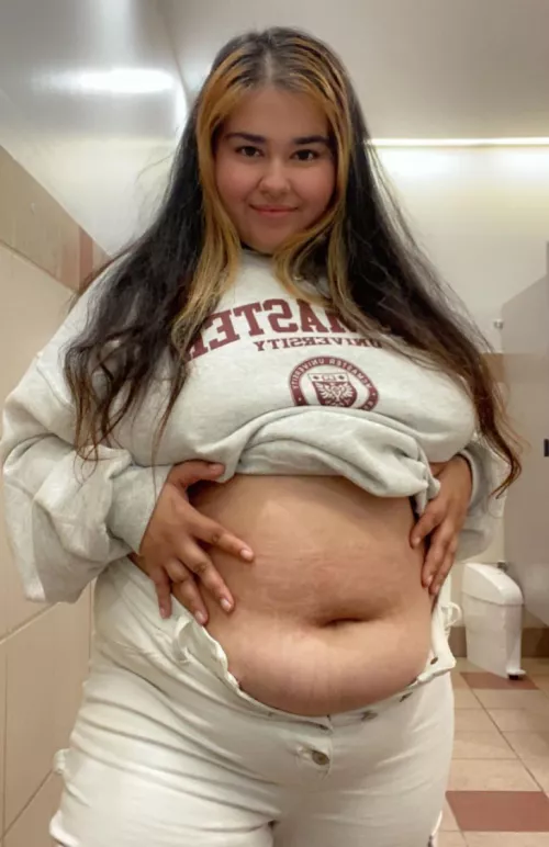 is this how jeans should fit after a big meal?