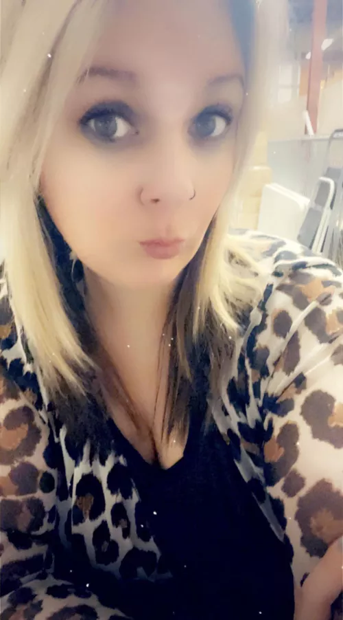 Found out she has a tinder and met a couple guys through there.