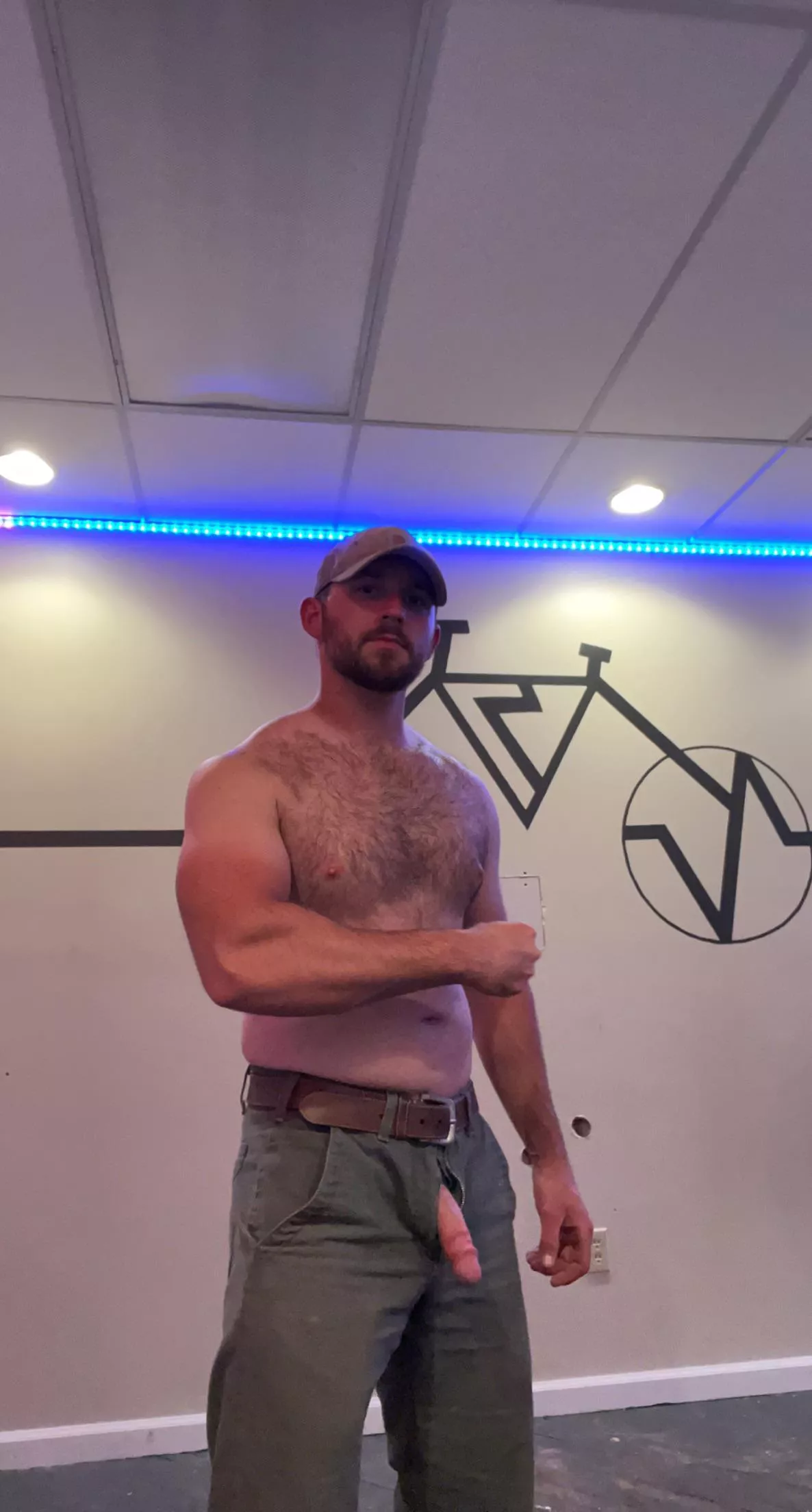 Hits back and bis….proceeds to pull out cock [m]