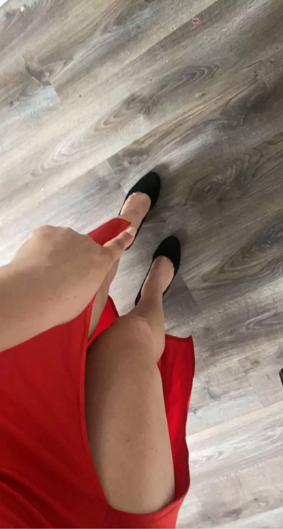 I love my chunky black heels 💜