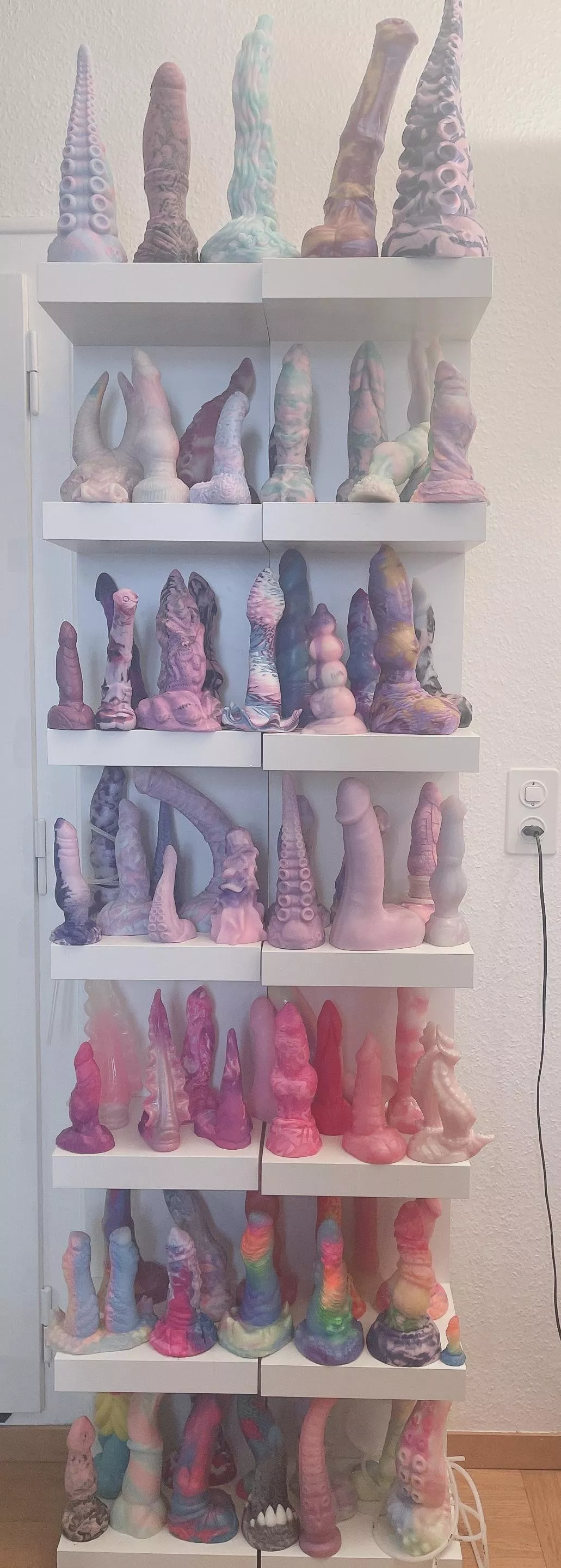 I post here often but haven’t posted a collection pic in forever, so here’s an updated one 🥰