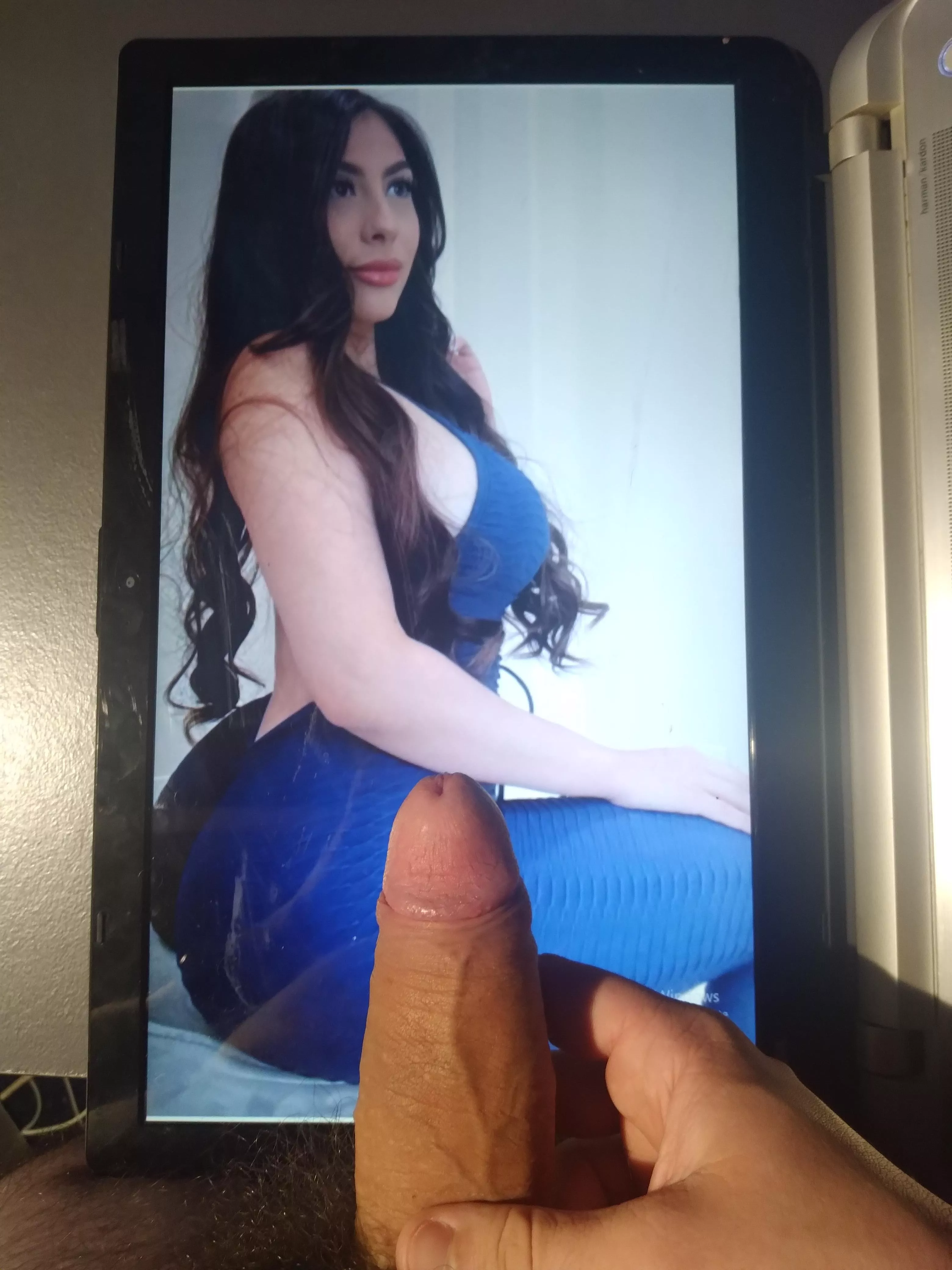 [kik: username00467] jerk tribbing your wife/mom