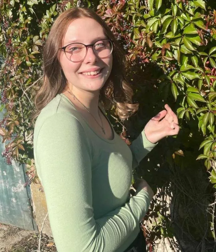 Someone here who can tribute irls? DM for pics only nn