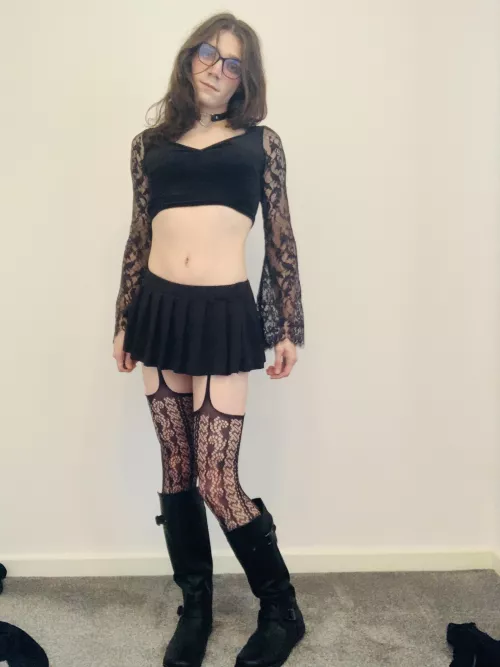 Super happy with how this turned out, I think the top and tights work together. 🥰