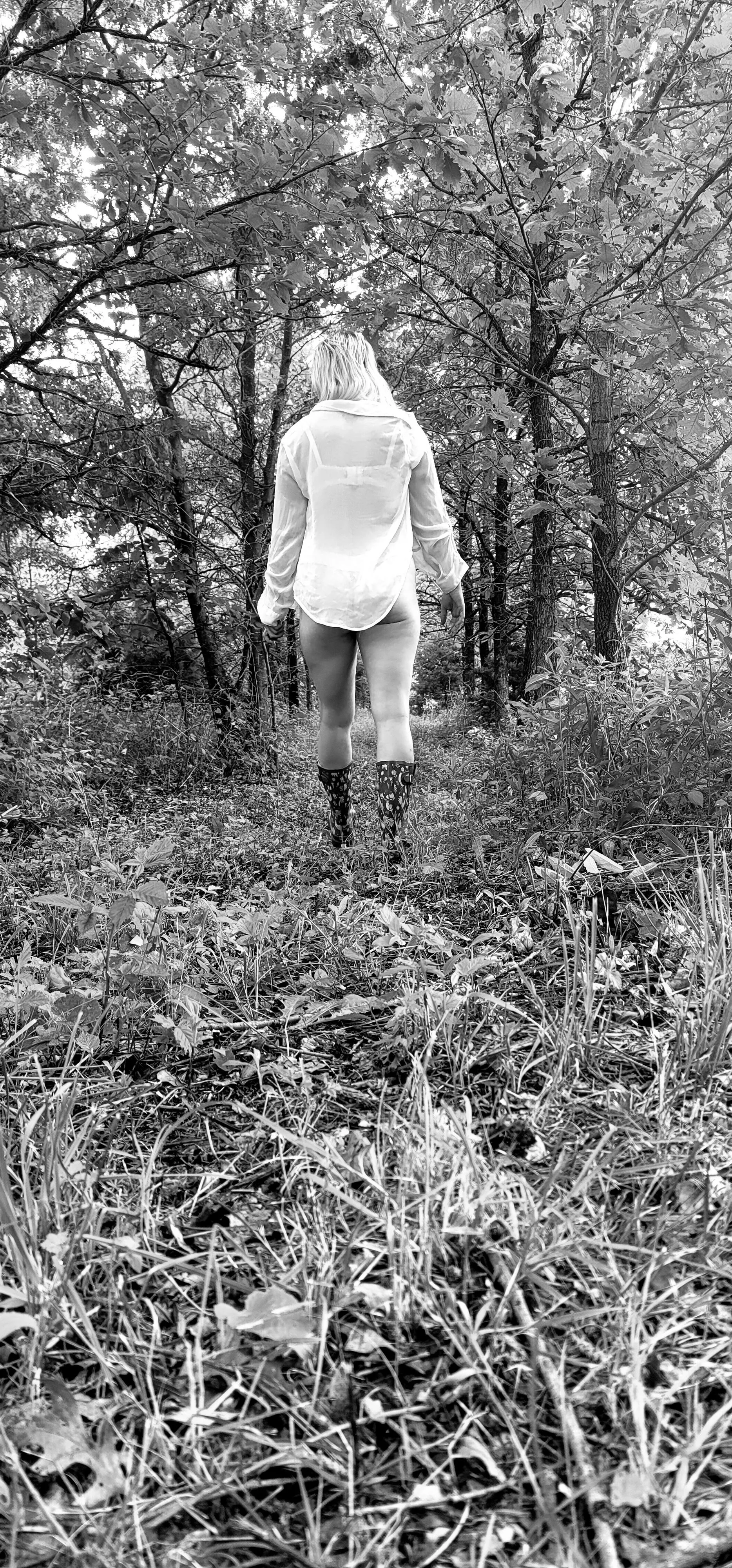 the huntress' soul is prideful and feels most at peace in nature