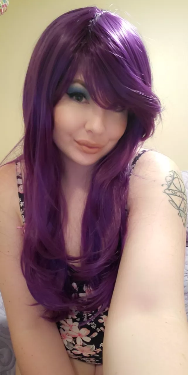 31yo milf- Daily interaction and themes, little to no PPV, lingerie, cosplay, and so much fun!! Cum play with me now, what are you waiting for?